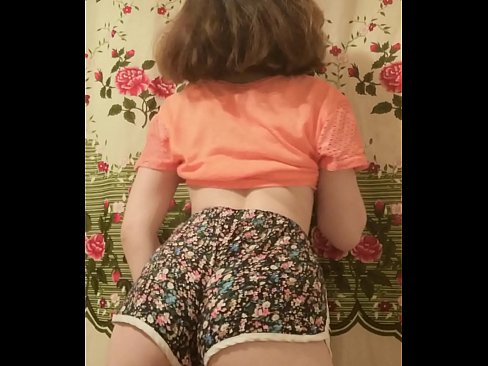 ❤️ Sexy na batang babe na hinuhubad ang kanyang shorts sa camera ❌ Porn video sa amin ❌️❤